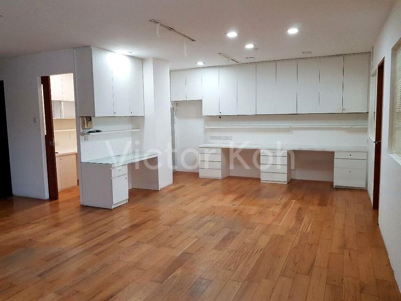 Office for Rent in  Orchard Towers - Image 7